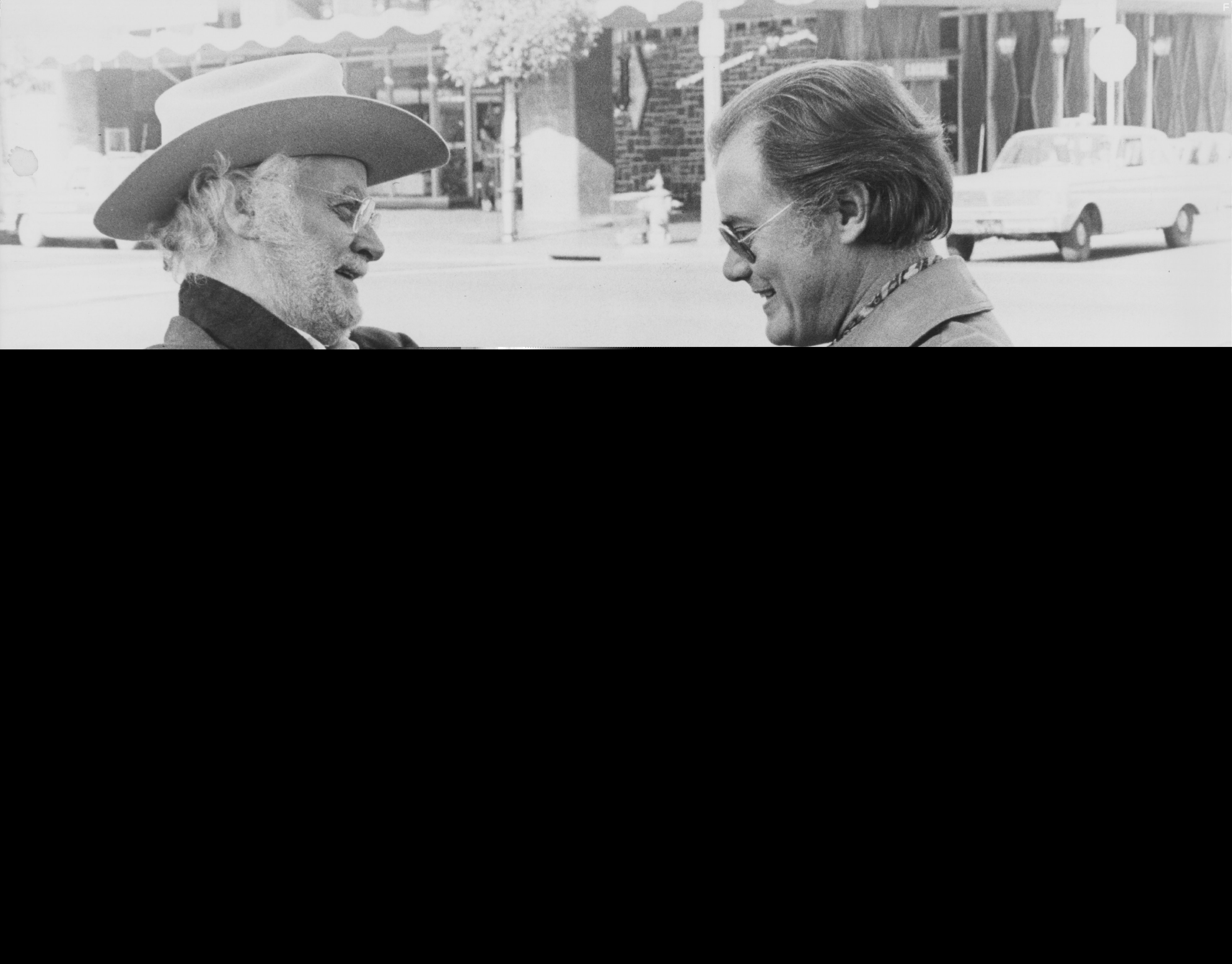 Larry Hagman, Art Carney, and Tonto in Гарри и Тонто (1974)