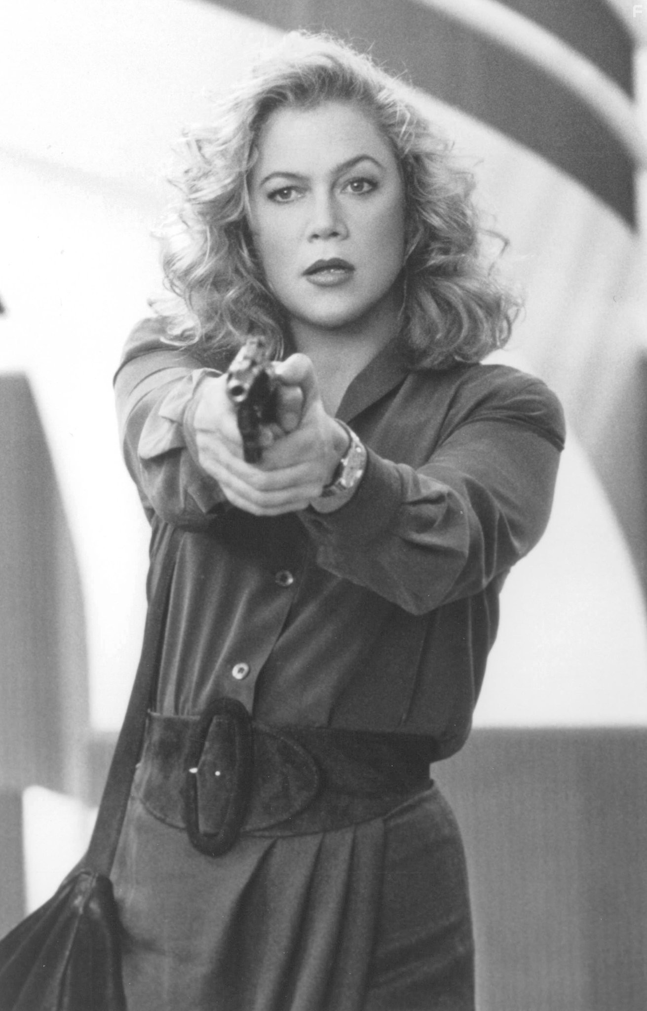 Kathleen Turner in Детектив Варшавски (1991)