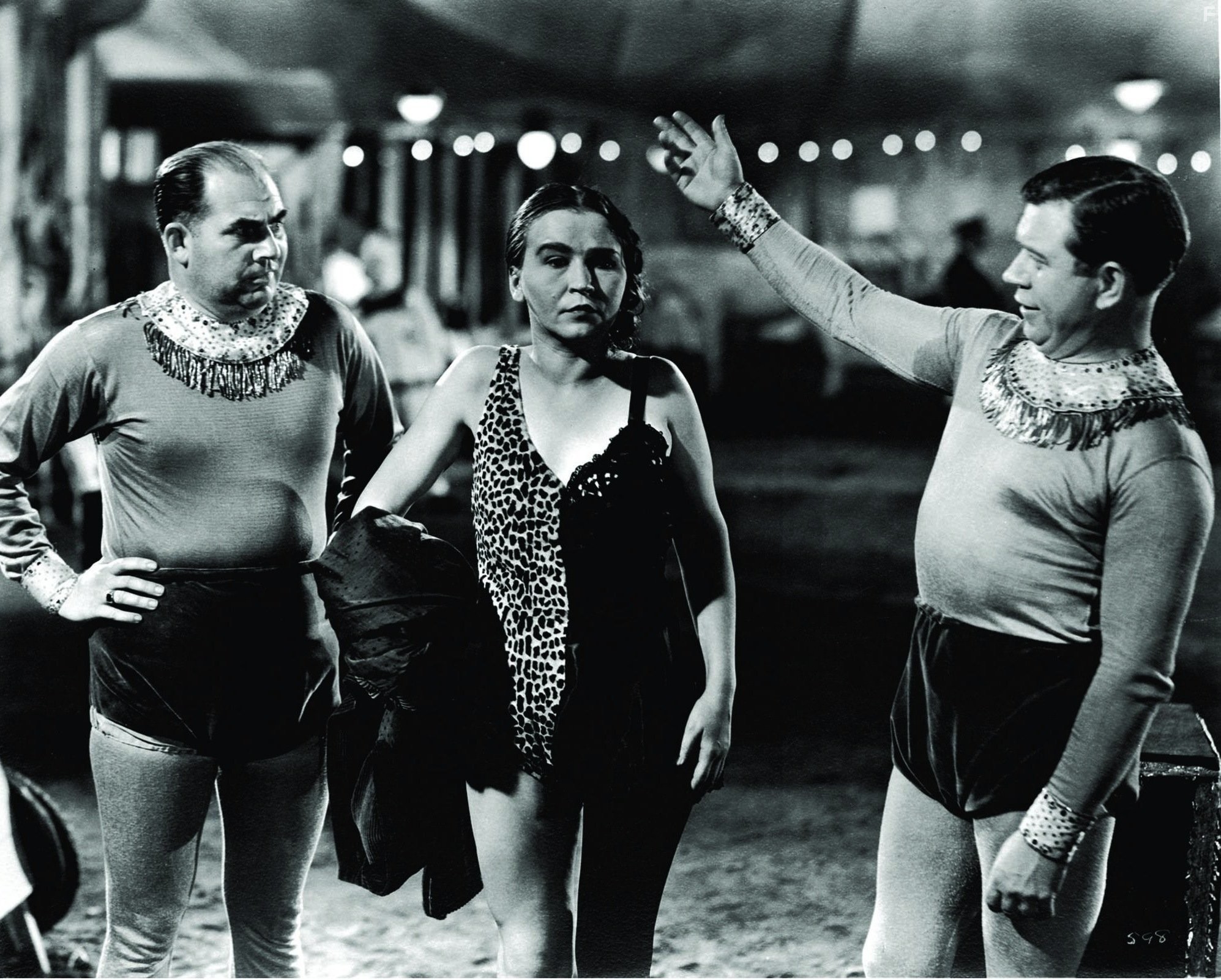 Edward Brophy, Josephine Joseph, and Matt McHugh in Уродцы (1932)