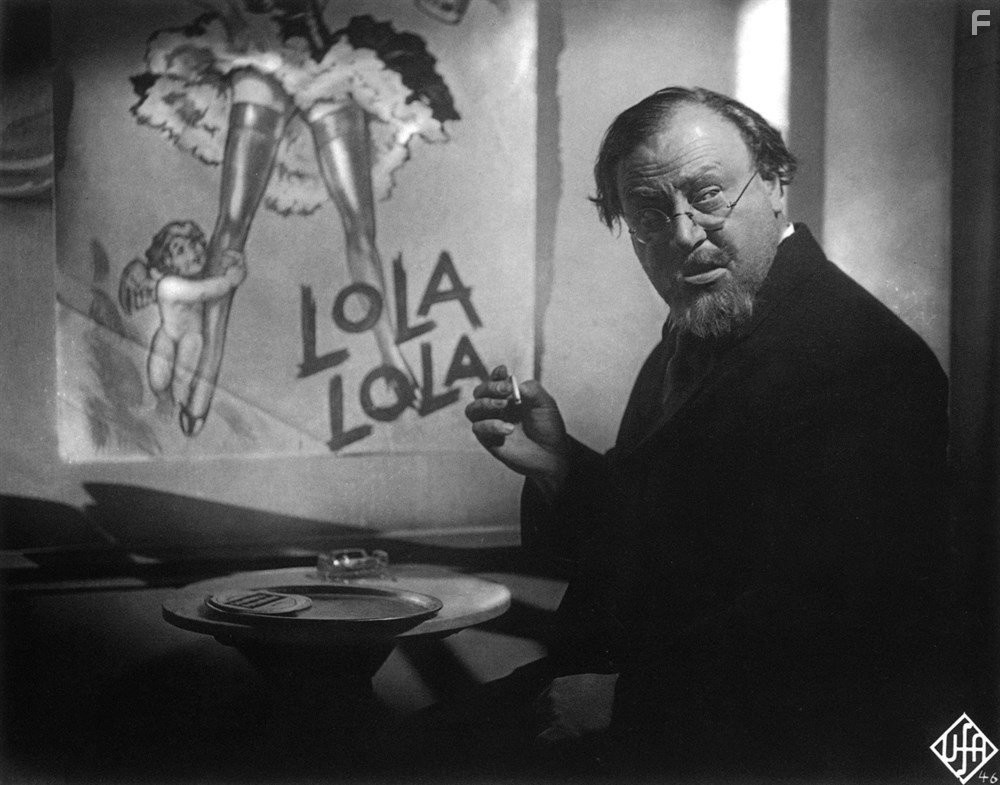 Emil Jannings in Голубой ангел (1930)
