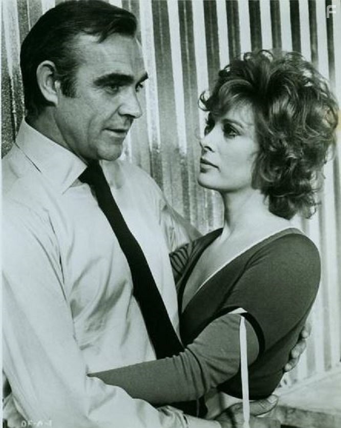 Sean Connery and Jill St. John in Бриллианты навсегда (1971)