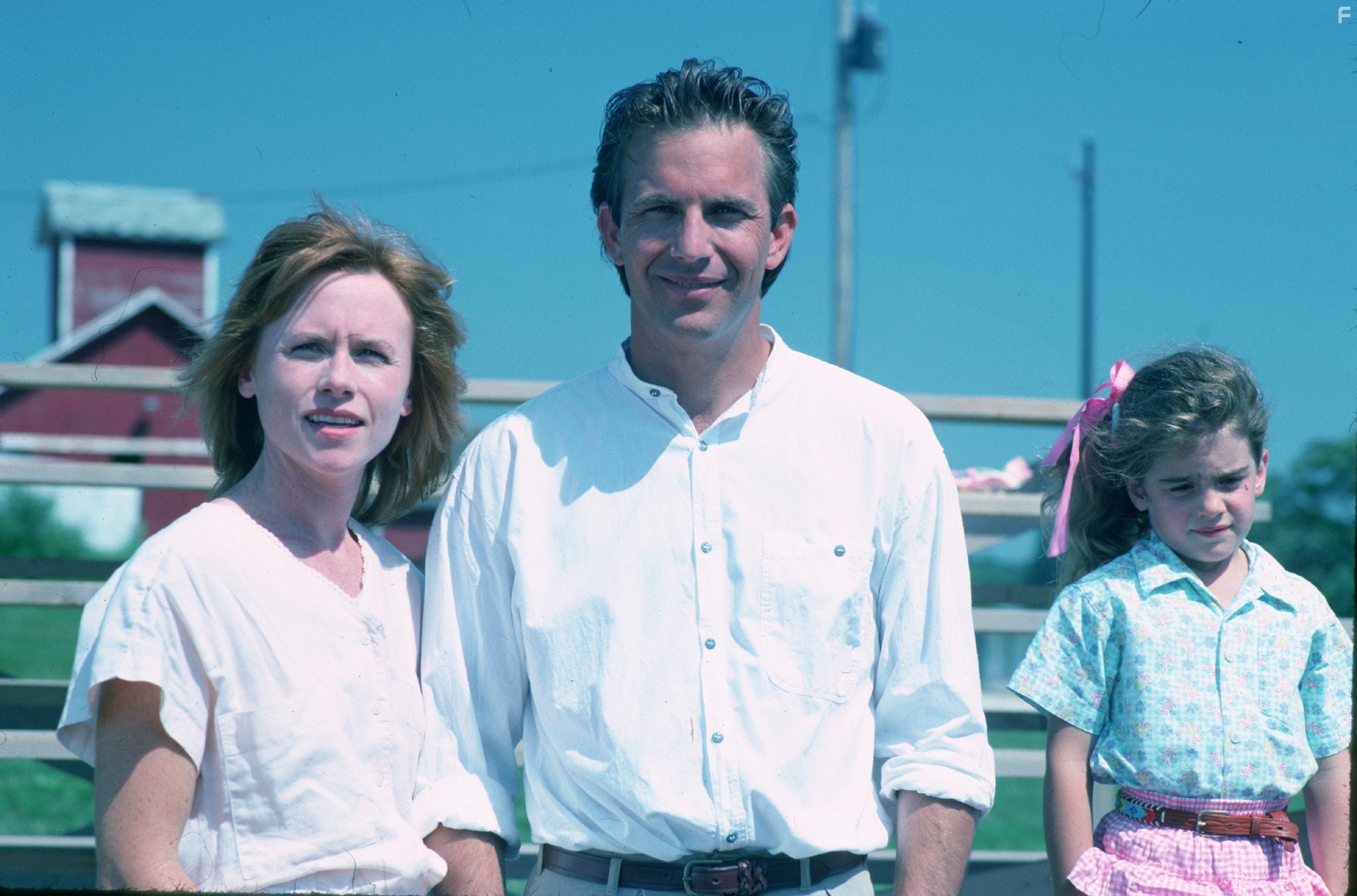 Kevin Costner, Gaby Hoffmann, and Amy Madigan in Поле чудес (1989)