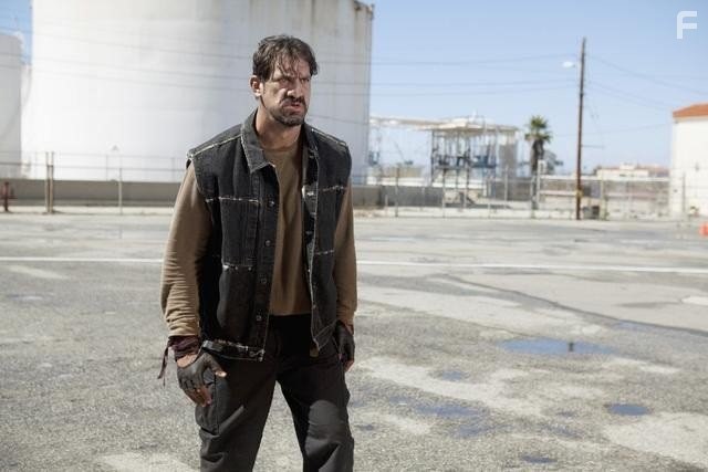 Matthew Willig in Девять жизней Хлои Кинг (2011)