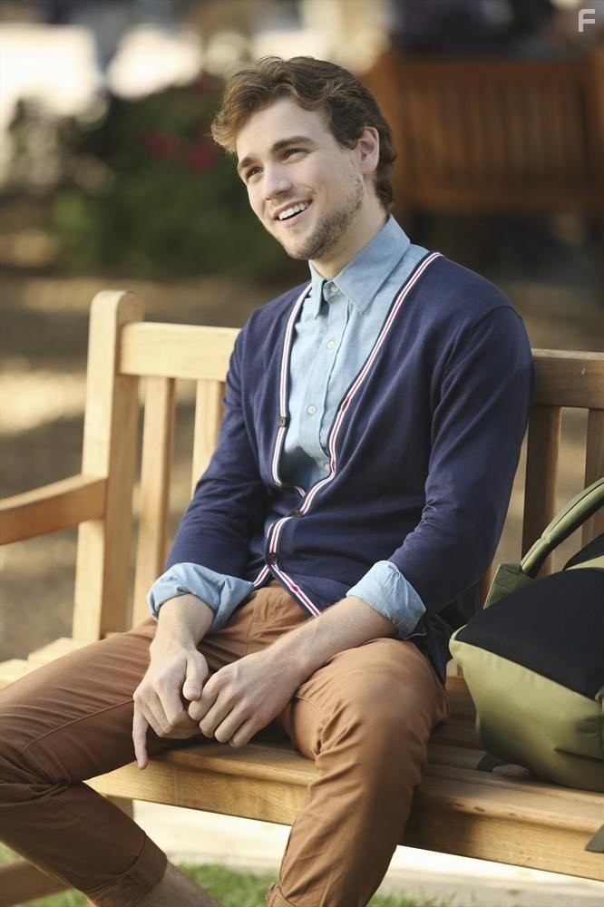 Их перепутали в роддоме (2011)