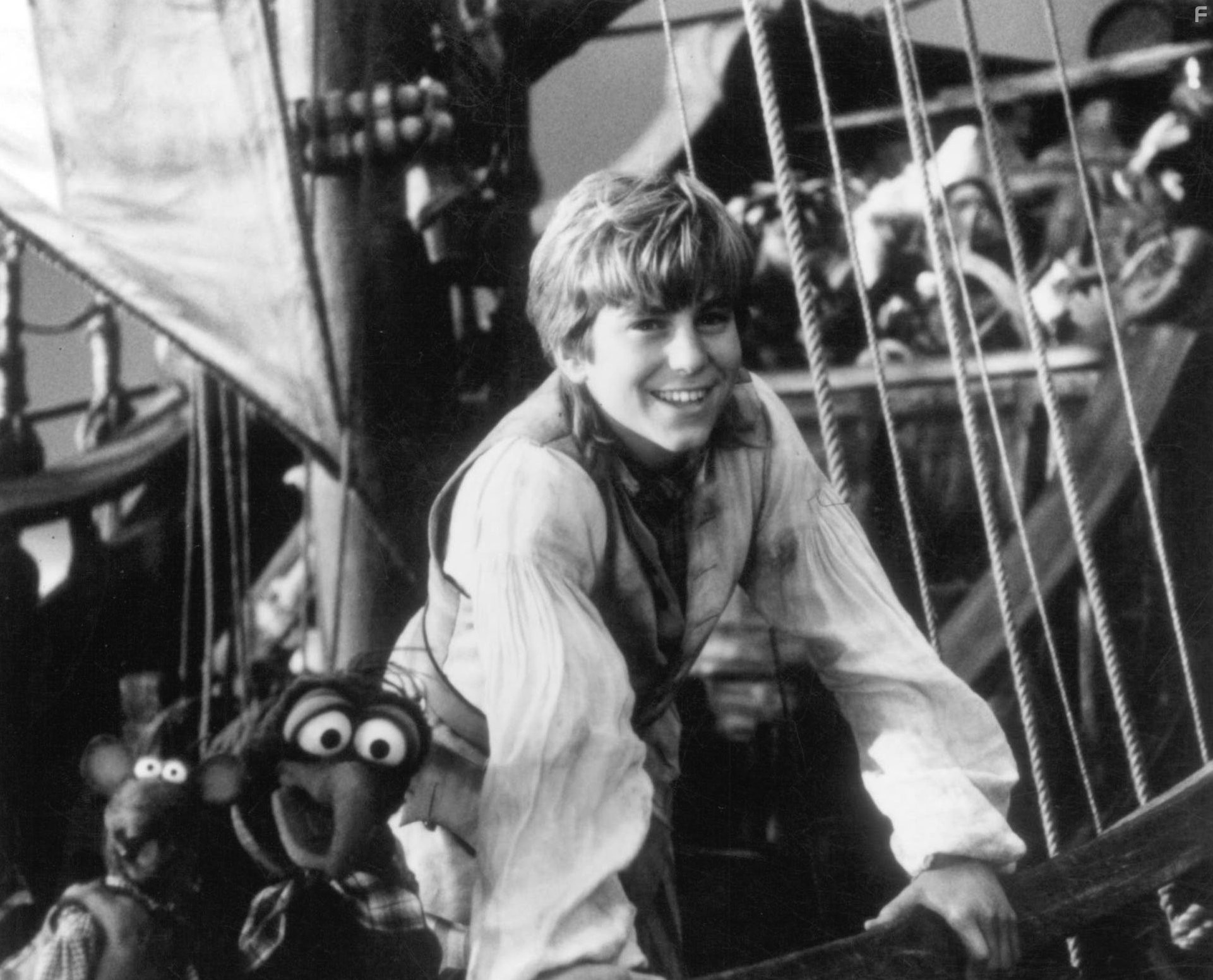 Kevin Bishop in Остров сокровищ Маппетов (1996)