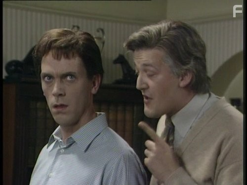 Шоу Фрая и Лори (1987)