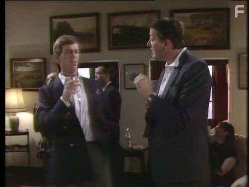 Шоу Фрая и Лори (1987)