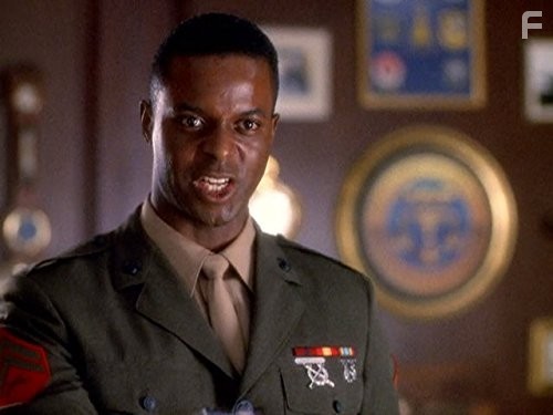 Boенно-юридическая служба (1995)