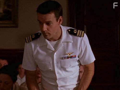 Boенно-юридическая служба (1995)