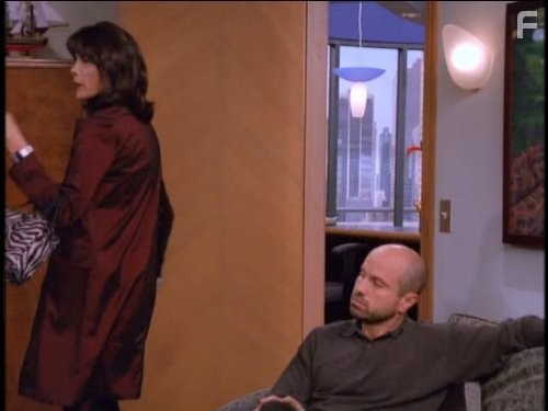 Wendie Malick and Enrico Colantoni in Журнал мод (1997)