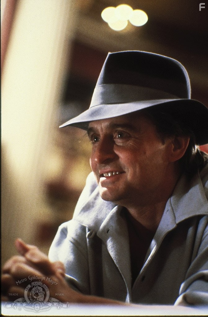 Michael Douglas in Кордебалет (1985)