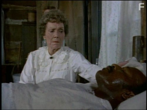 Georgann Johnson in Доктор Куин: Женщина-врач (1993)