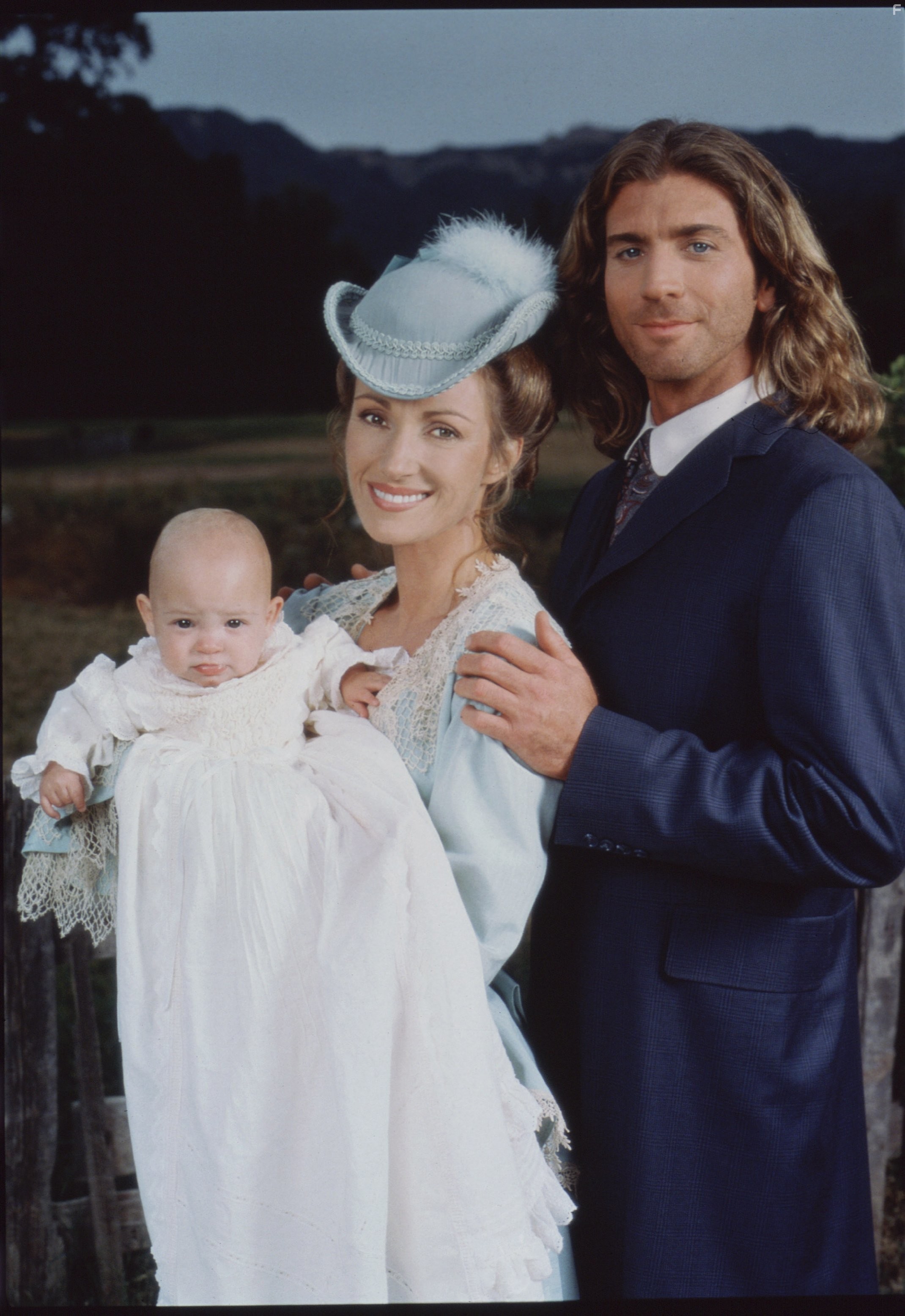 Jane Seymour and Joe Lando in Доктор Куин: Женщина-врач (1993)
