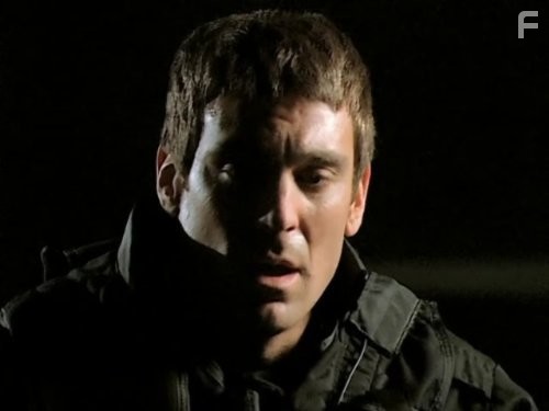 Michael T. Weiss in Притворщик (1996)