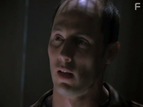 Jon Gries in Притворщик (1996)