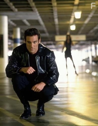 Michael T. Weiss in Притворщик (1996)