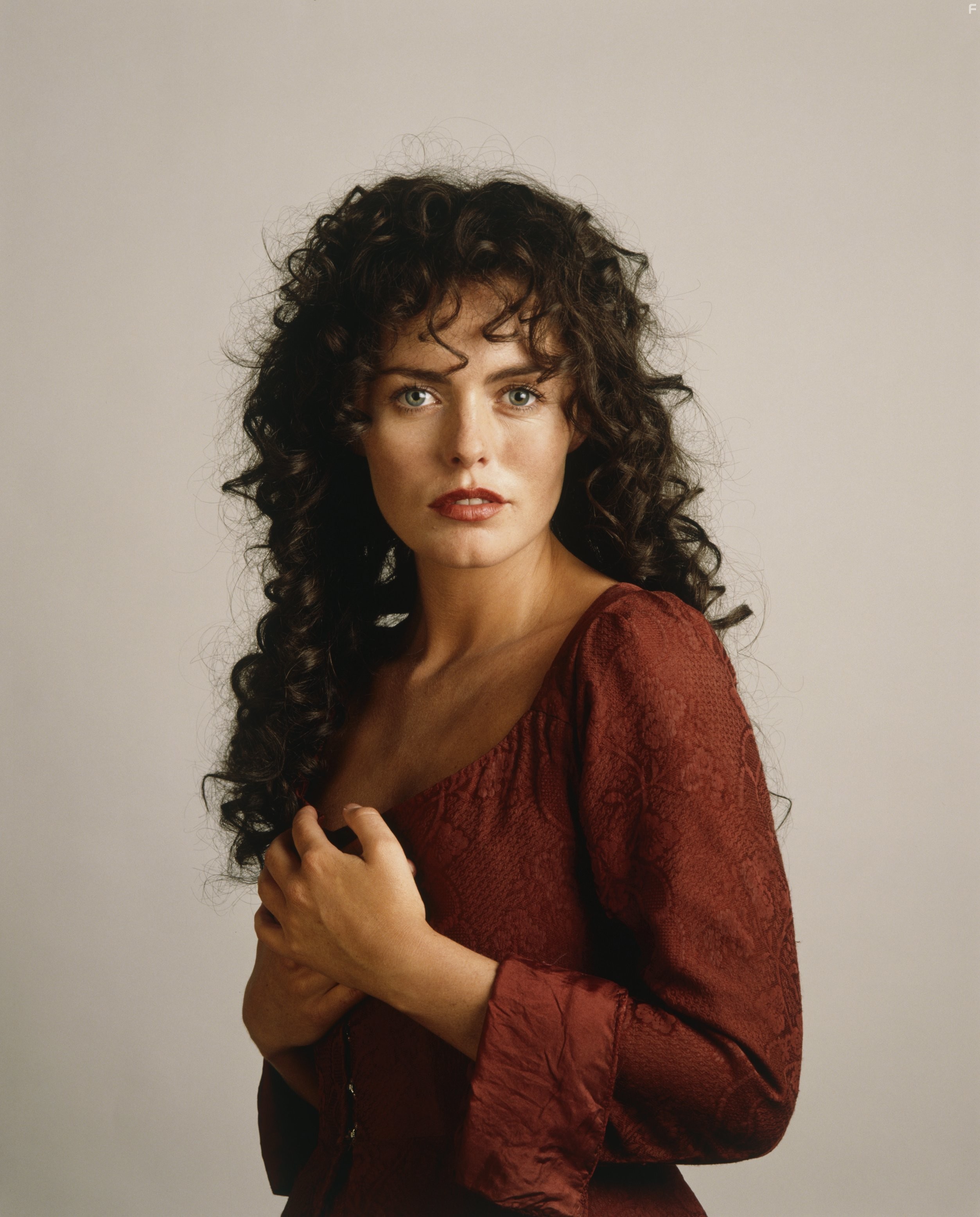 Patsy Kensit in Screen One: Adam Bede (1992)