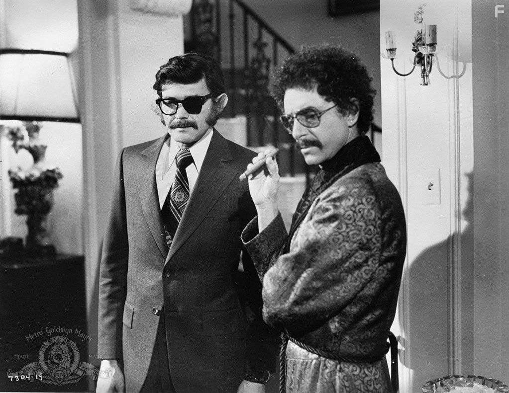 Allan Arbus and John Perak in Крепкий кофеёк (1973)