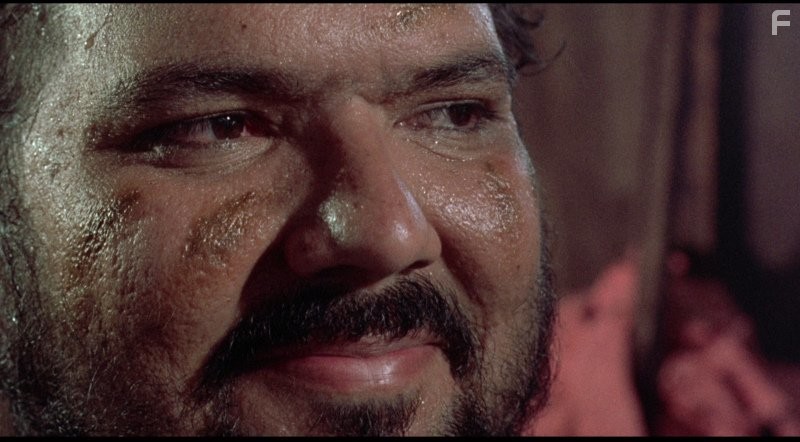 Subas Herrero in Чeрная мама, белая мама (1973)