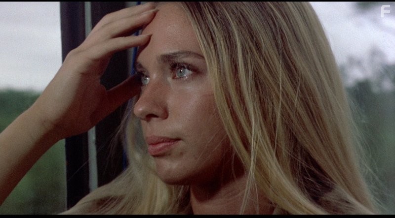 Margaret Markov in Чeрная мама, белая мама (1973)