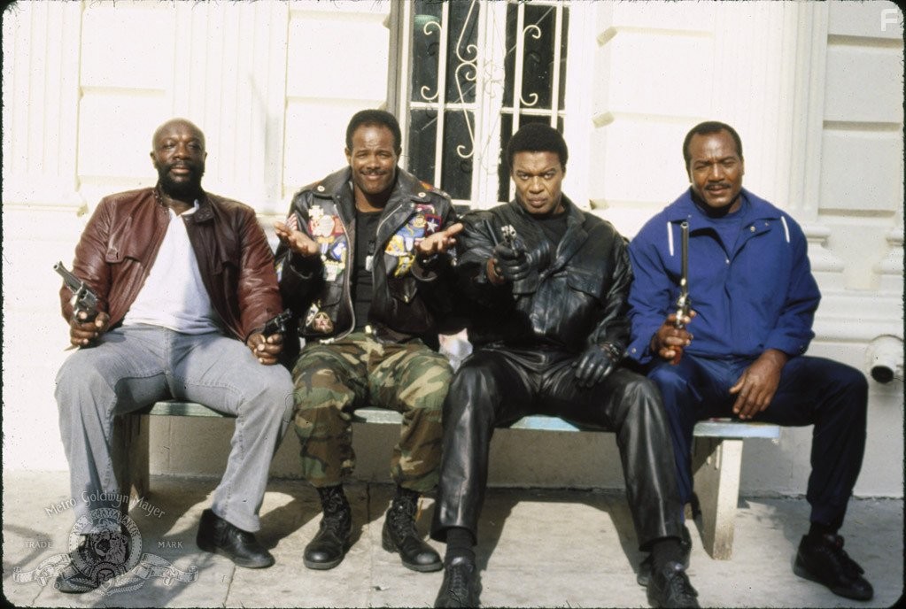 Jim Brown, Isaac Hayes, Keenen Ivory Wayans, and Bernie Casey in Я достану тебя, ублюдок (1988)