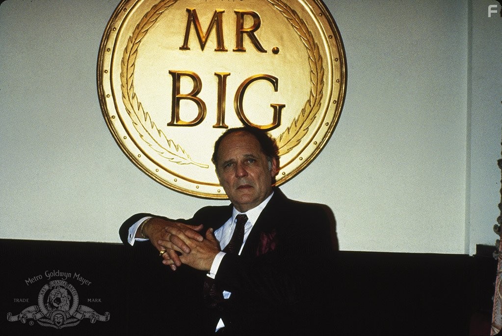 John Vernon in Я достану тебя, ублюдок (1988)