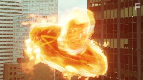 Chris Evans in Фантастическая четвёрка: Вторжение Серебряного сёрфера (2007)