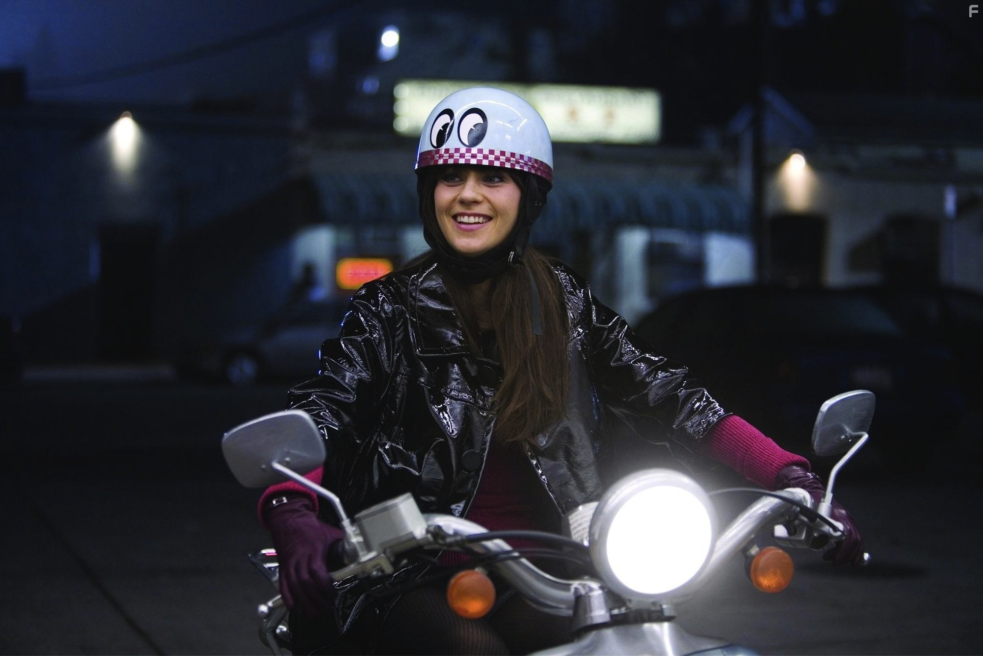 Zooey Deschanel in Всегда говори да (2008)