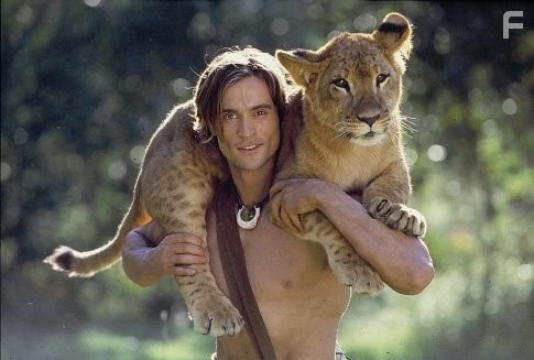 Daniel Goddard in BeastMaster (1999)