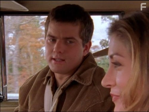 Joshua Jackson in Бухта Доусона (1998)