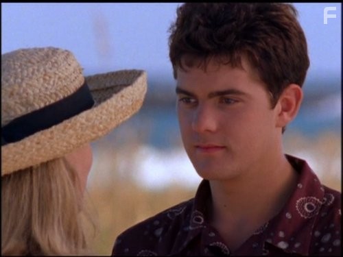 Joshua Jackson in Бухта Доусона (1998)