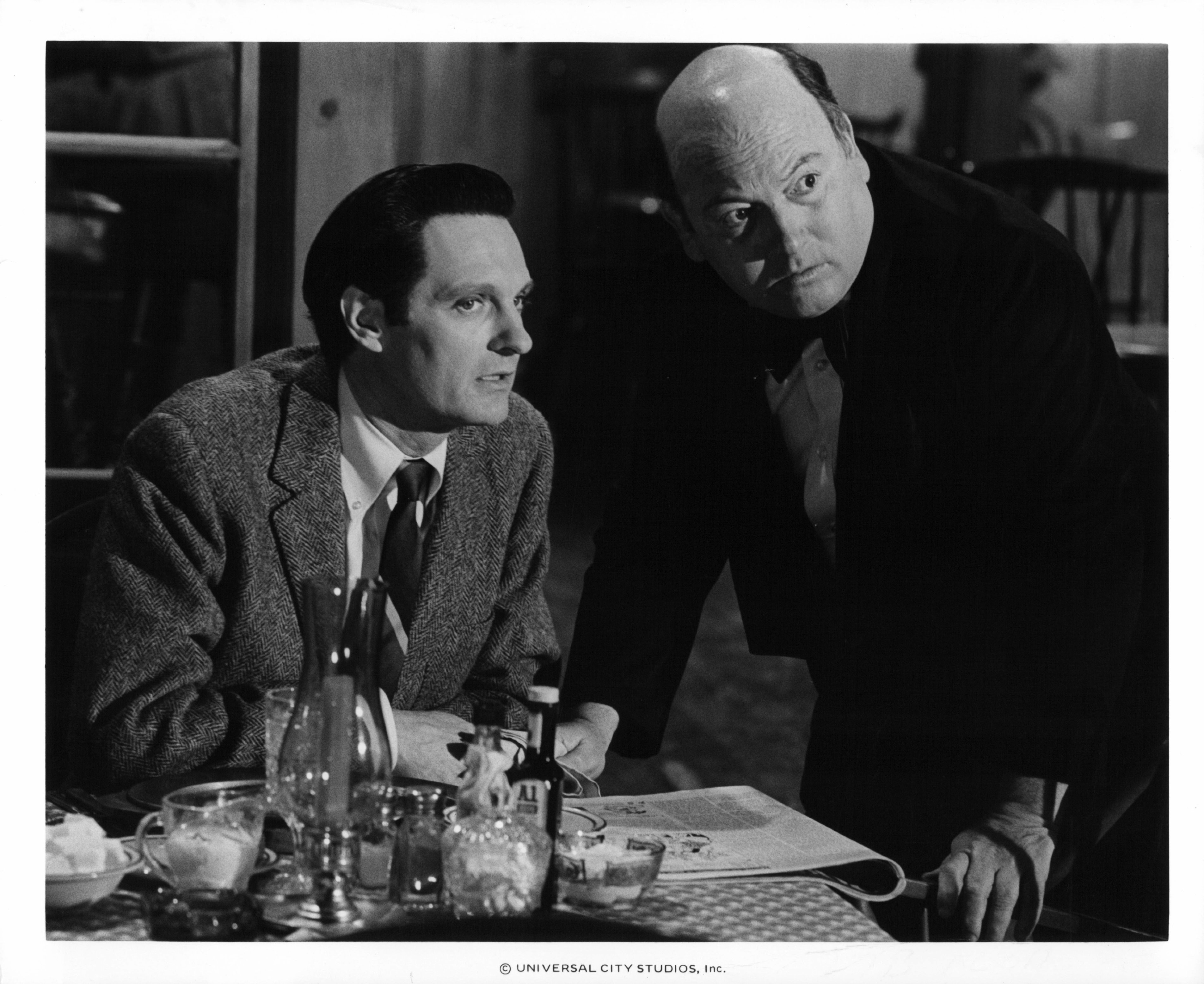 Alan Alda and Bernie Kuby in В то же время, в следующем году (1978)