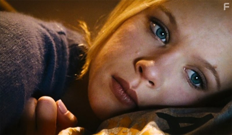 Thora Birch in Темные углы (2006)