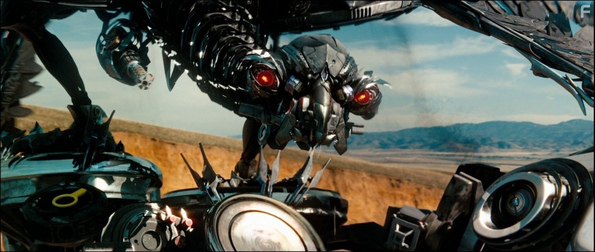 Keith Szarabajka in Трансформеры 3: Тёмная сторона Луны (2011)