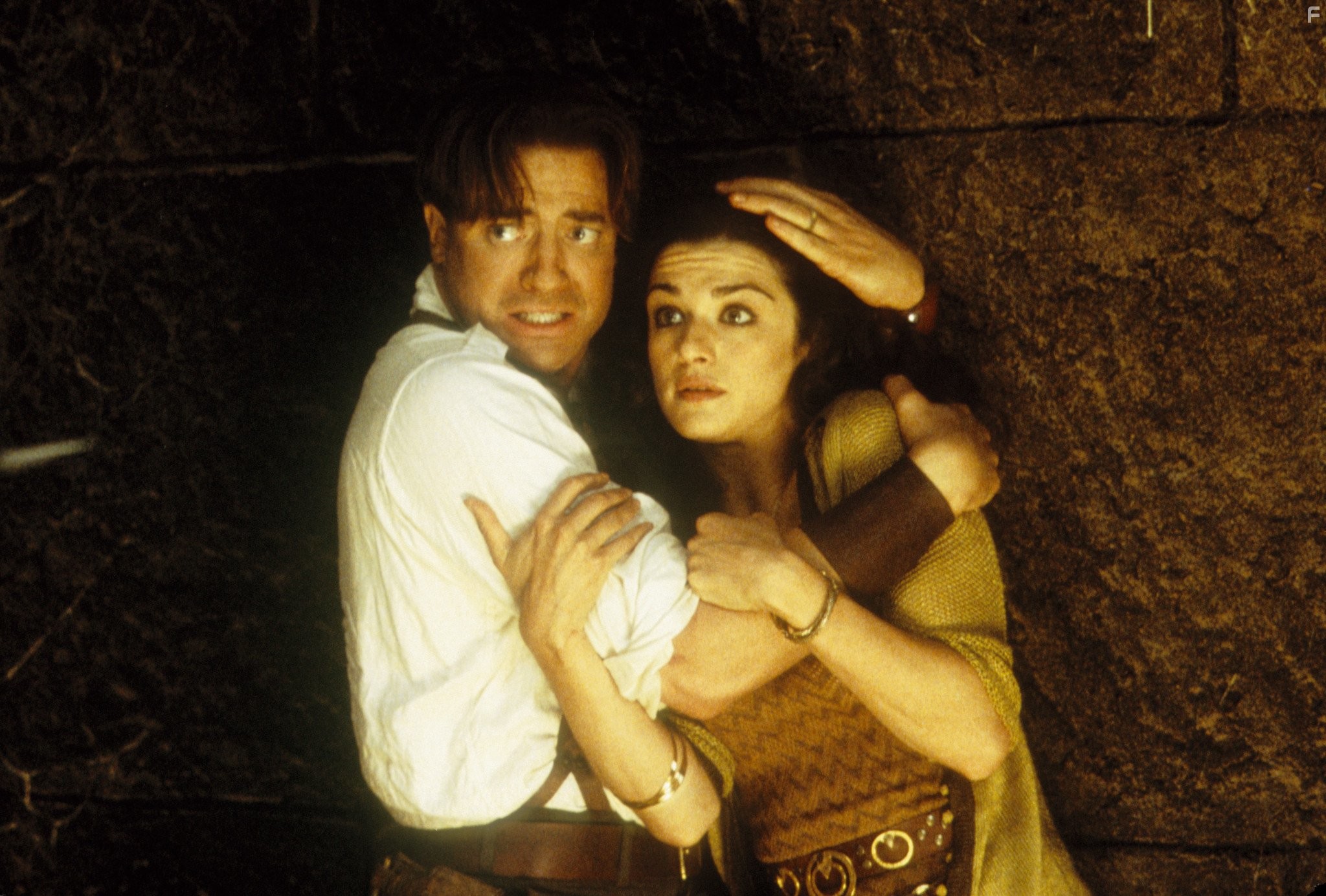 Brendan Fraser and Rachel Weisz in Мумия возвращается (2001)