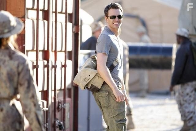 Luke Mably in Военный госпиталь (2011)