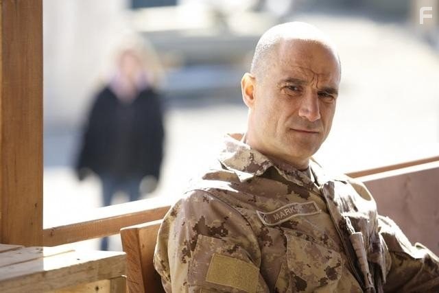 Elias Koteas in Военный госпиталь (2011)