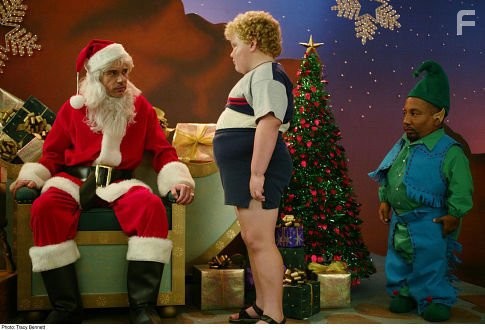 Billy Bob Thornton, Tony Cox, and Brett Kelly in Плохой Санта (2003)