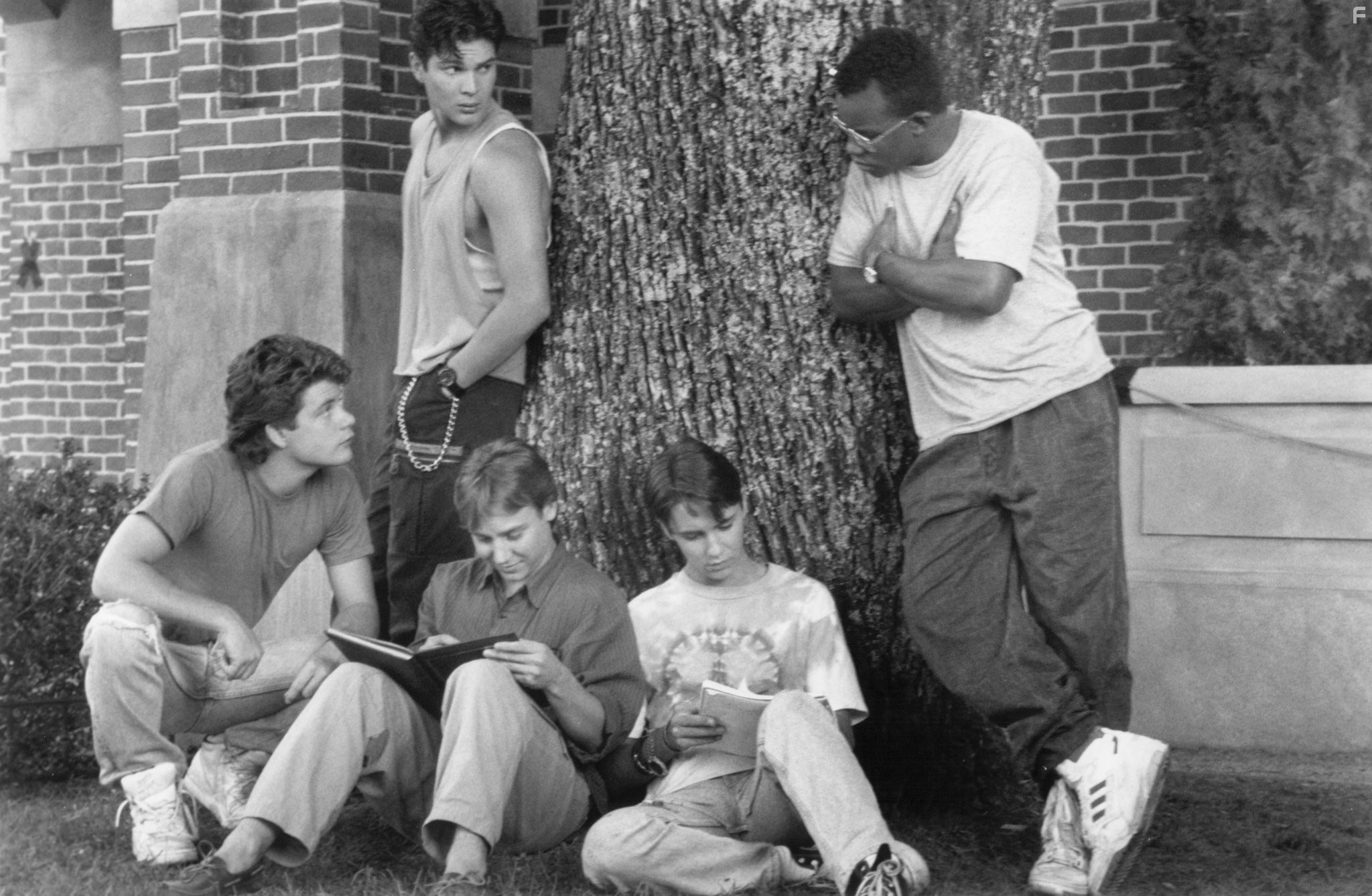 Sean Astin, Wil Wheaton, Keith Coogan, George Perez, and T.E. Russell in Игрушечные солдатики (1991)