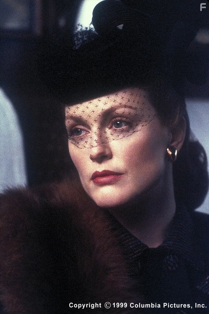 Julianne Moore stars as Sarah Miles