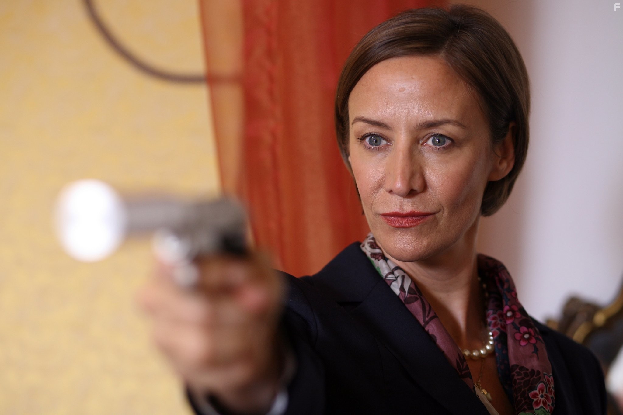 Janet McTeer in Всем нужна Кэт (2011)