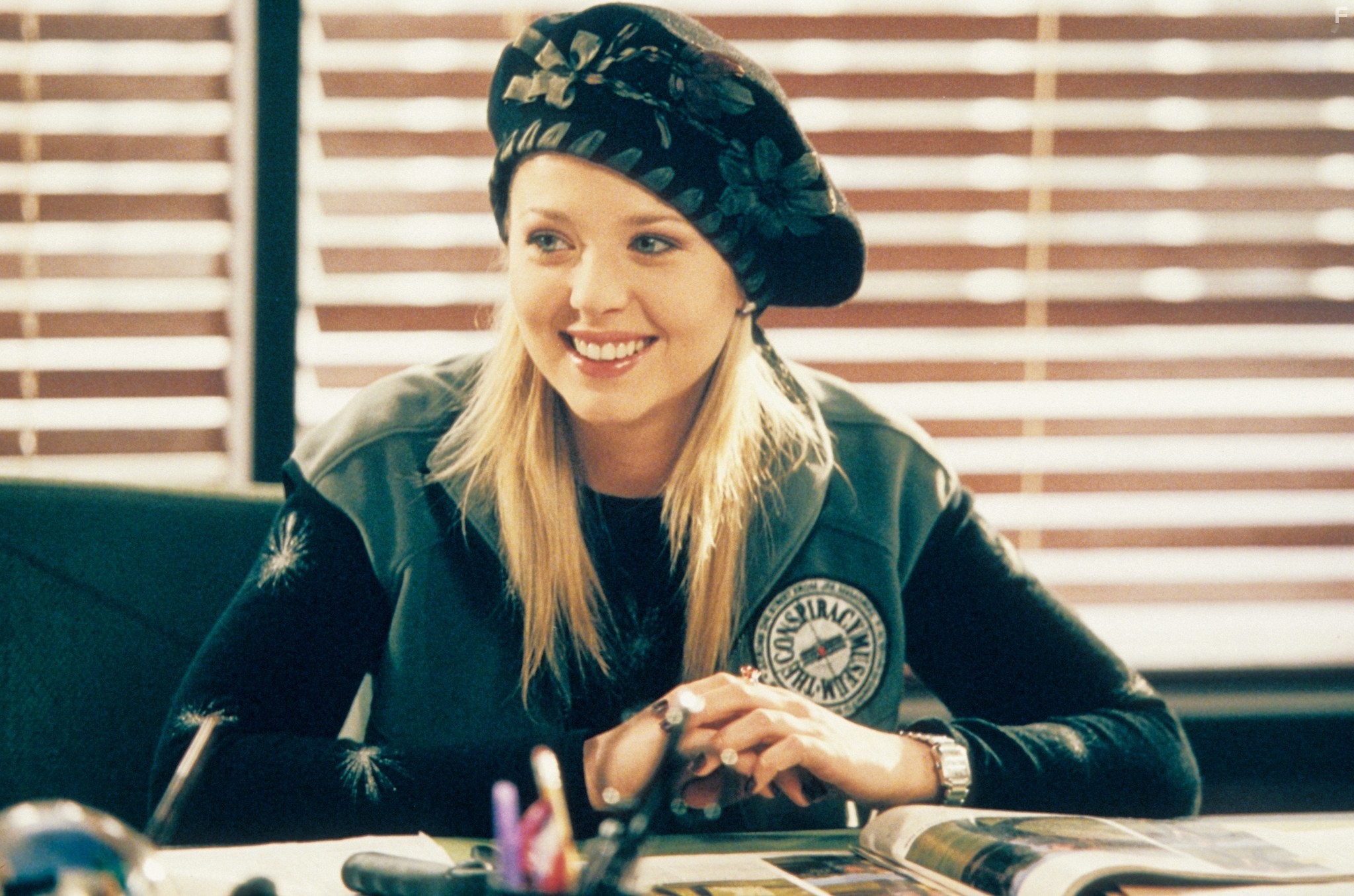 Tara Reid in Доктор 'Т' и его женщины (2000)