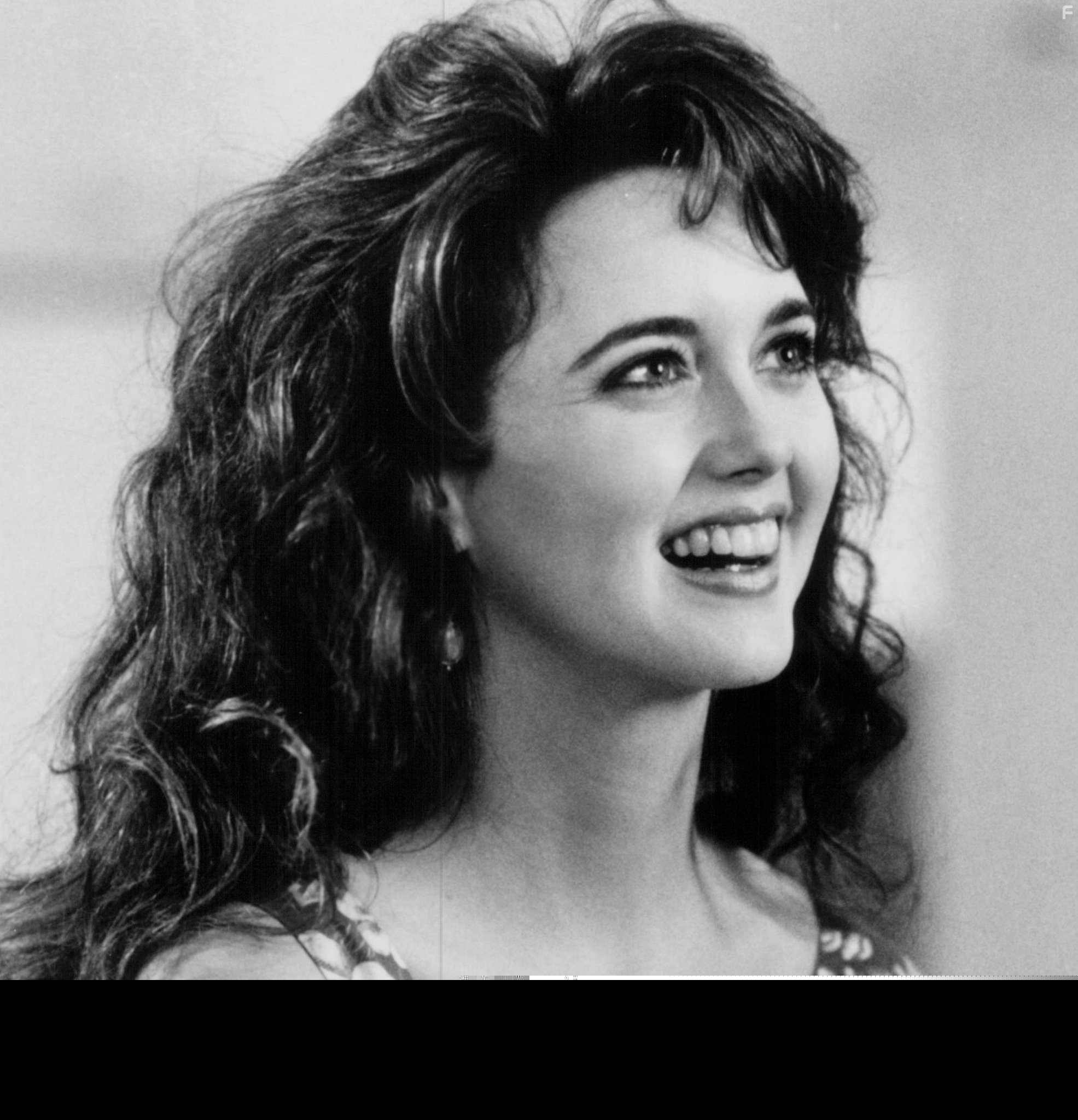 Julia Campbell in Случайные потрясения (1990)