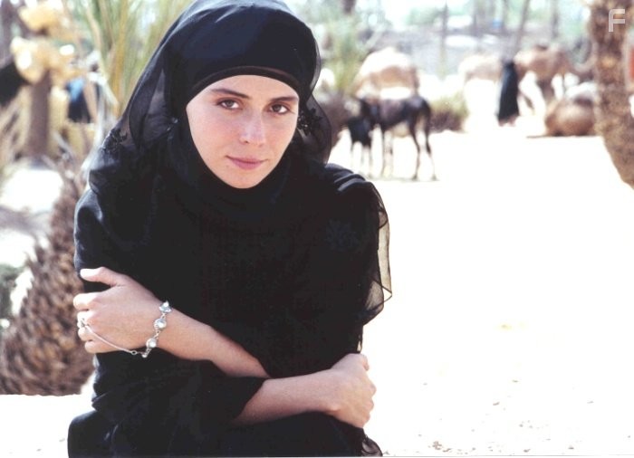 Giovanna Antonelli in Клон (2001)