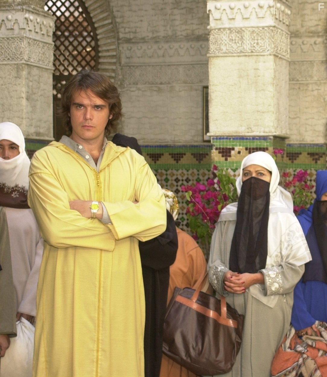 Dalton Vigh in Клон (2001)