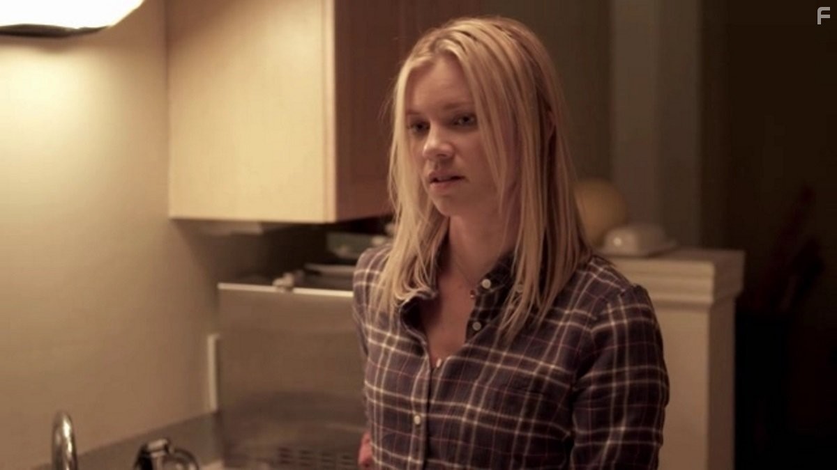 Amy Smart in Дом восходящего солнца (2011)