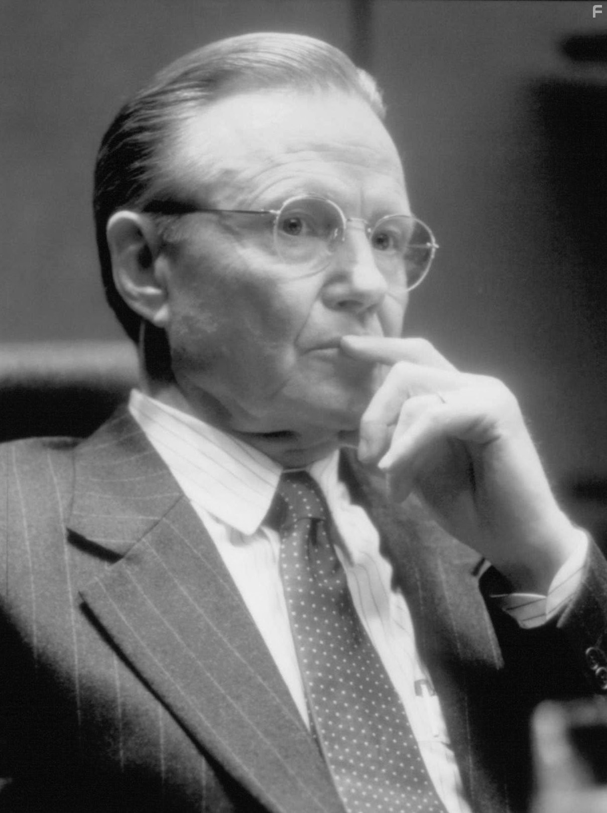 Jon Voight in Враг государства (1998)