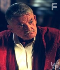 Hal Holbrook in Военный ныряльщик (2000)