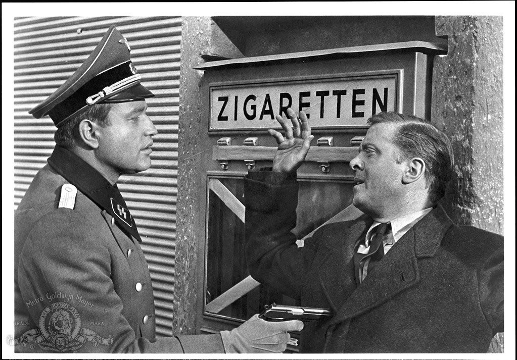 Richard Attenborough and Karl-Otto Alberty in Большой побег (1963)