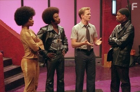 Neil Patrick Harris, Dave Chappelle, Aunjanue Ellis, and Eddie Griffin in Тайный брат (2002)
